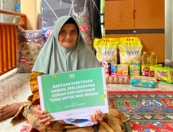 Alhamdulillah, Bantuan Donasi #Sahabatpeduli Ringankan Hidup Mak Wanah